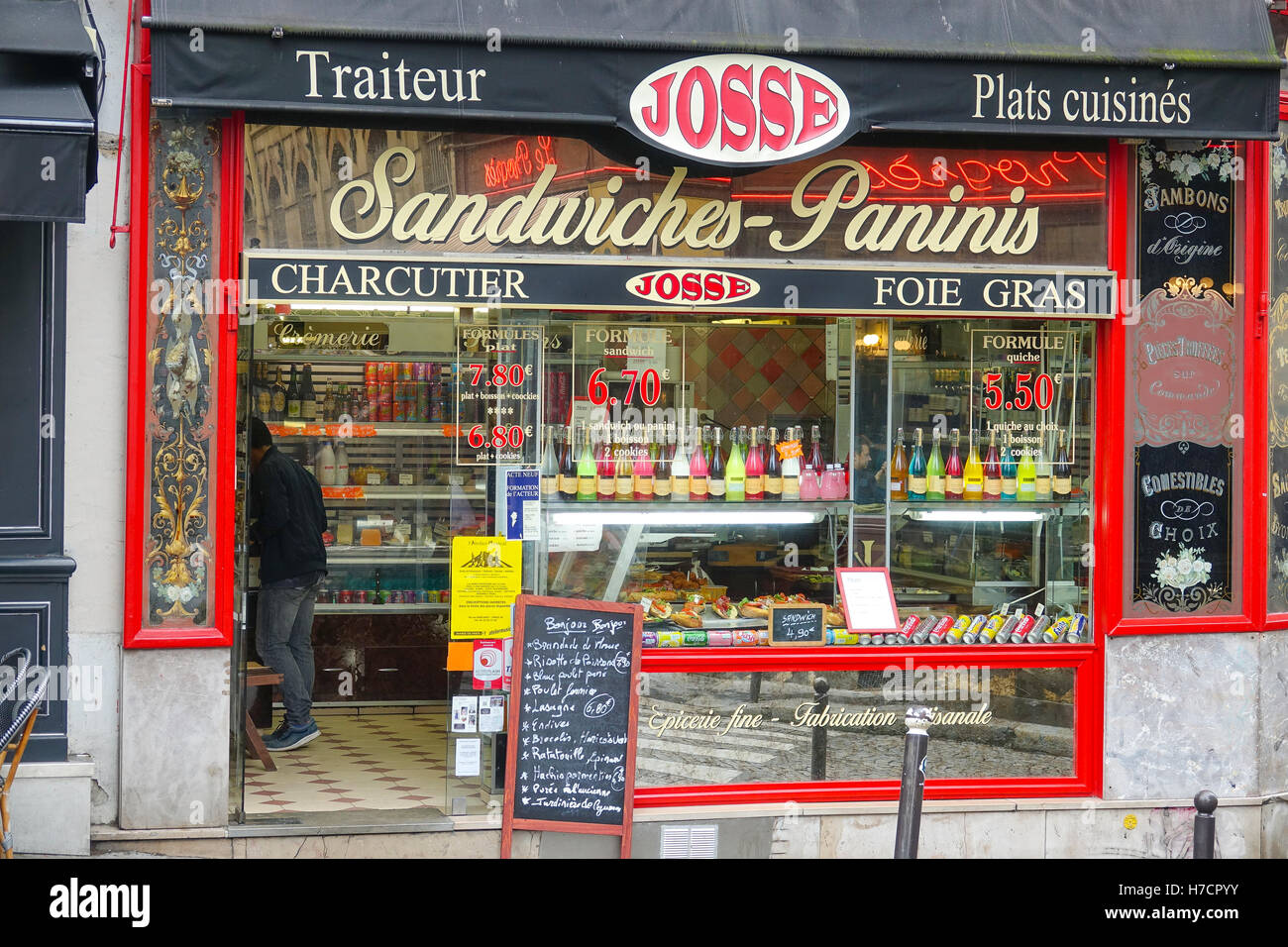 Small sandwich shop in the streets of Paris Stock Photo Alamy