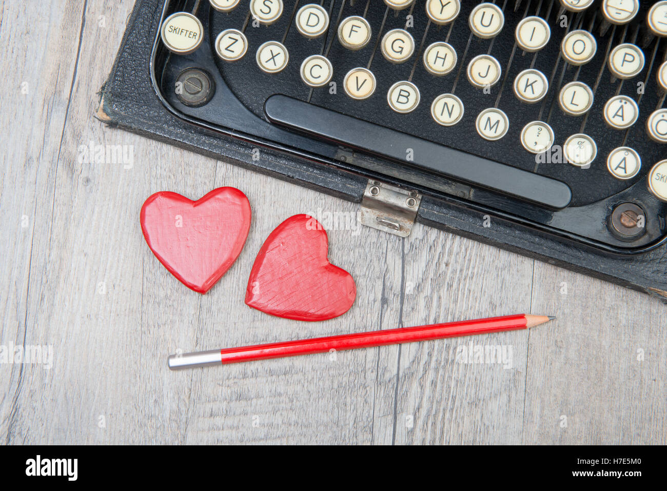 Old typewriter with love heart Stock Photo Alamy
