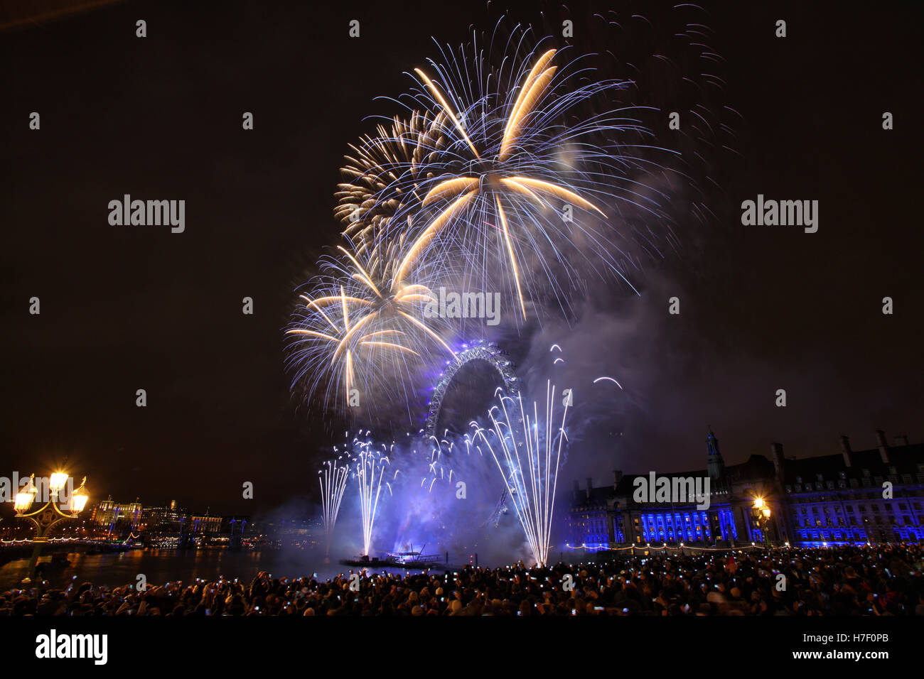 New Year Fireworks display at the London Eye on the South Bank of the