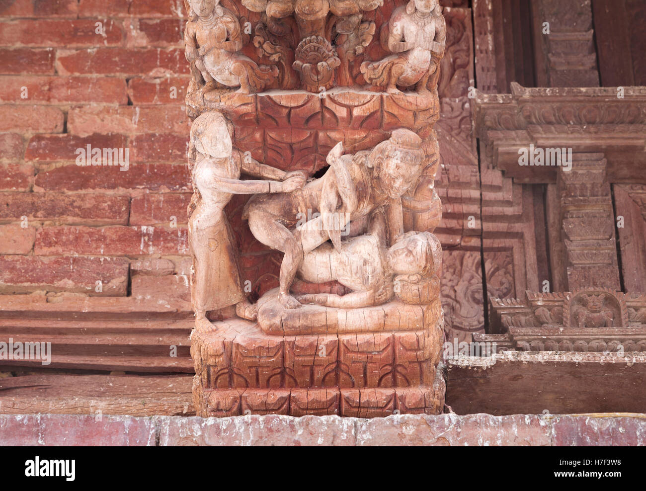 Бастықпен жасырын камера секс