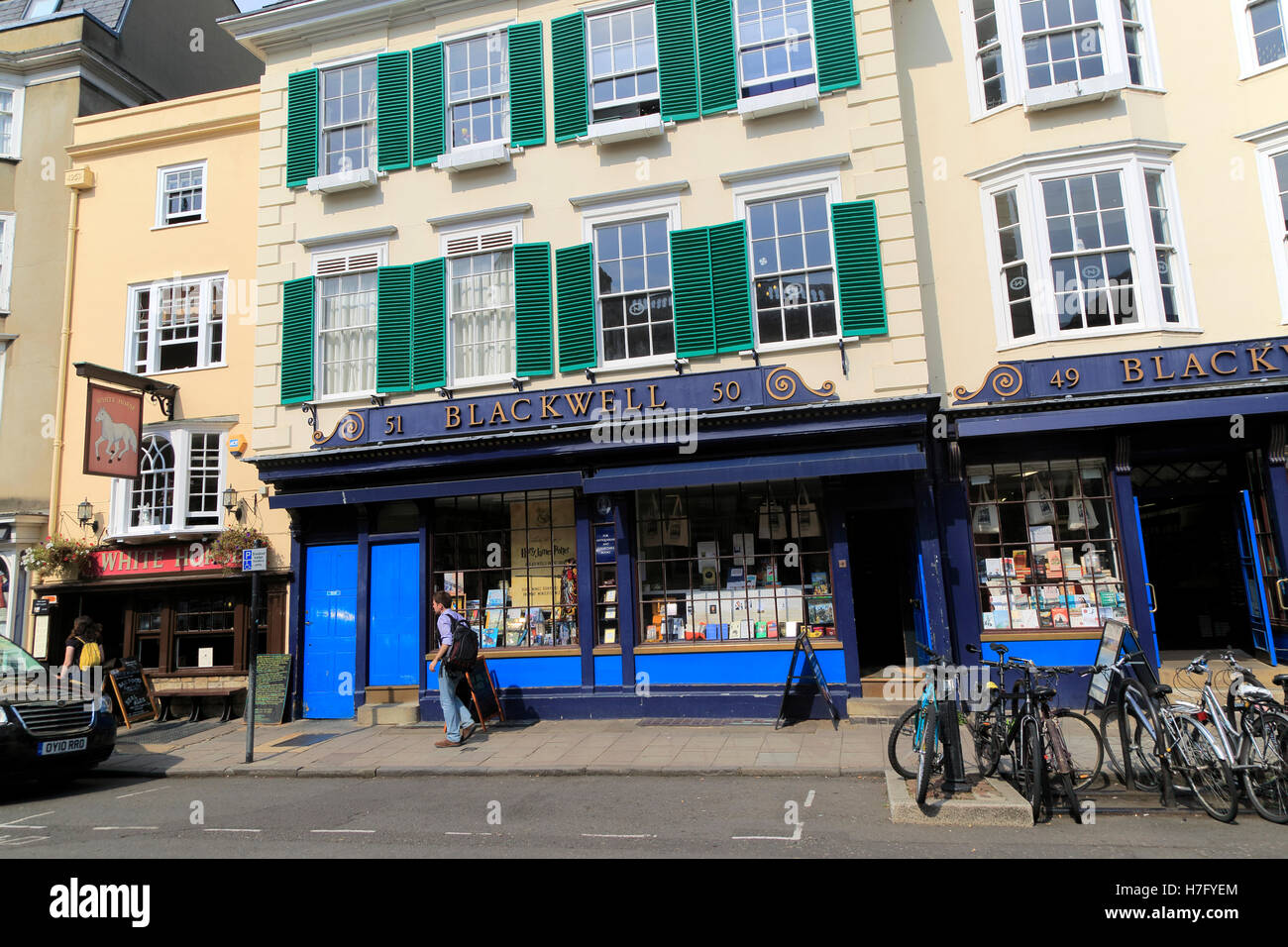 Blackwell's bookshop, Broad Street, Oxford, England, UK Stock Photo