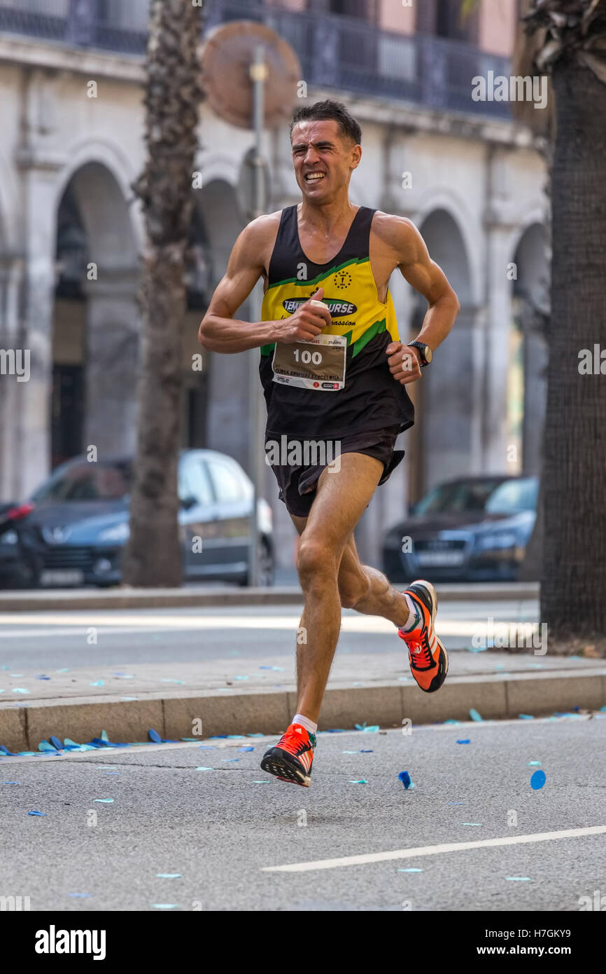 Runner of 10000m, on "Championship runners of fireman" Running events