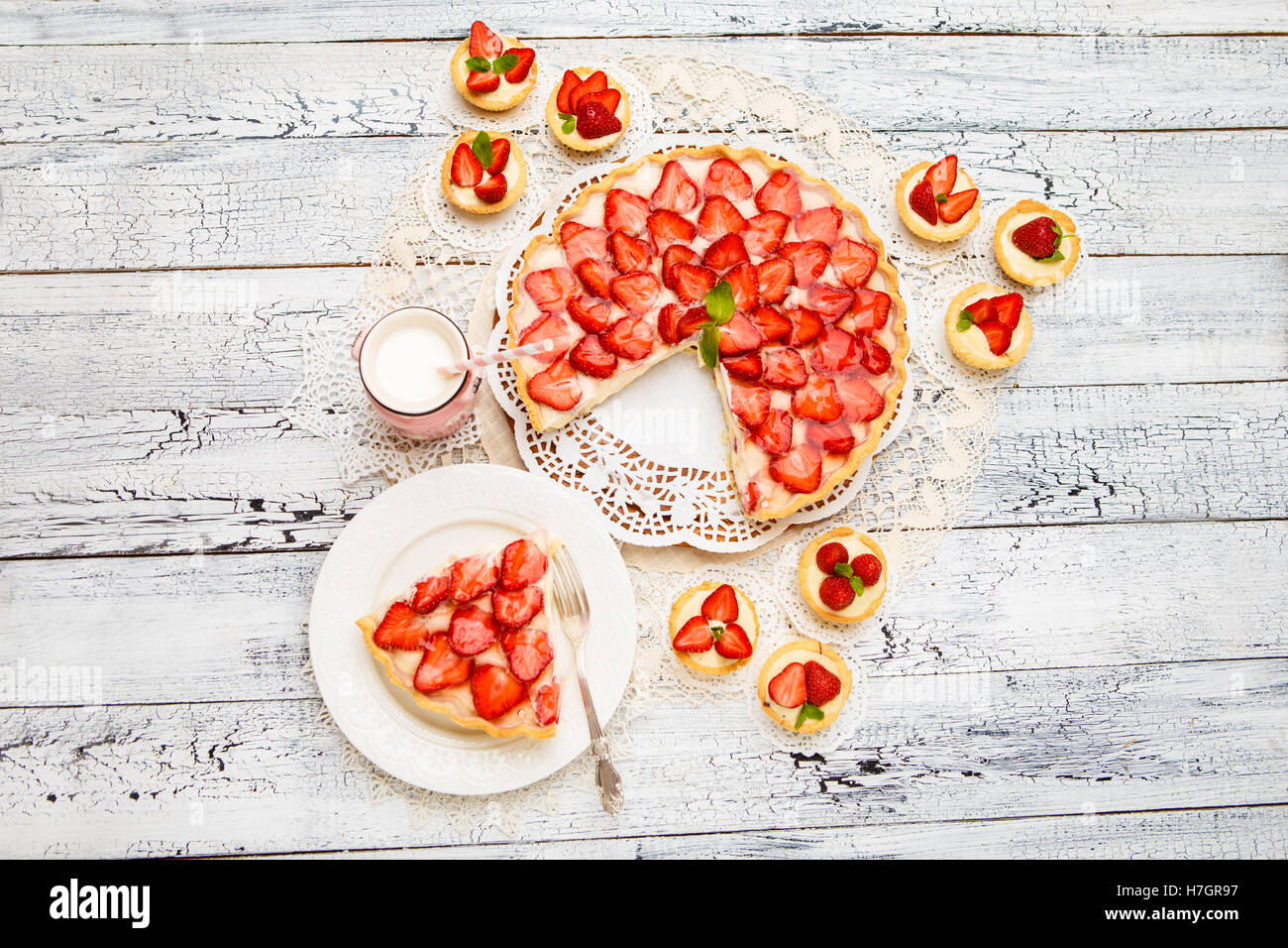 Homemade Strawberry cake Stock Photo Alamy