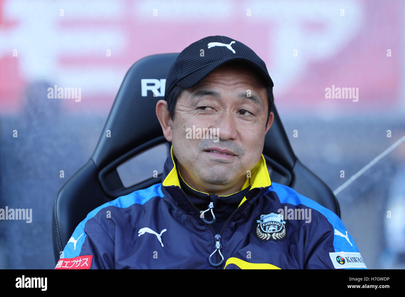 Kawasaki Todoroki Stadium, Kanagawa, Japan. 3rd Nov, 2016. Yahiro