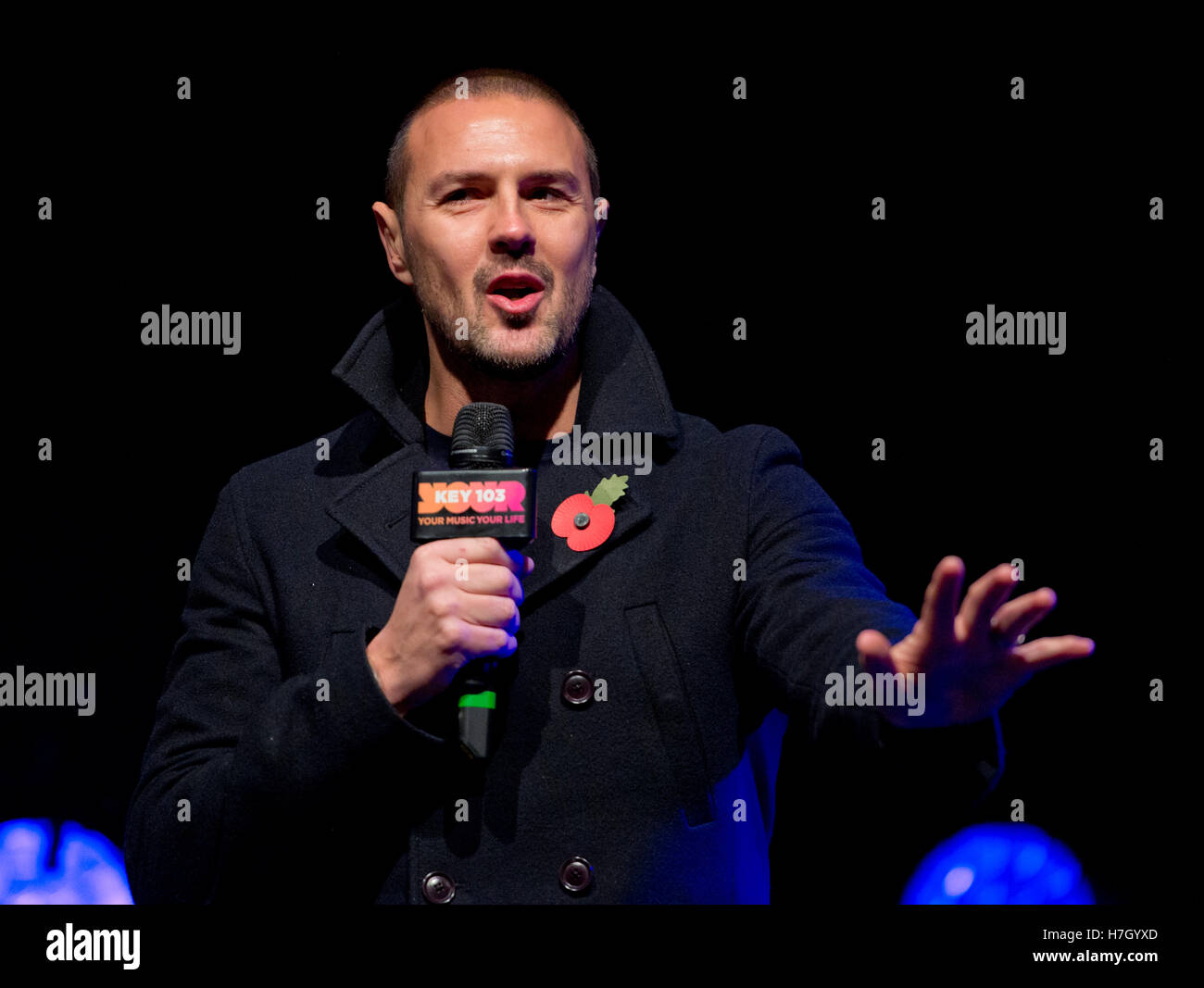 Manchester, UK. 4th November 2016. TV personality Paddy McGuinness hosts the annual Christmas Lights Switch-on in Albert Square, Manchester. Credit:  Russell Hart/Alamy Live News. Stock Photo