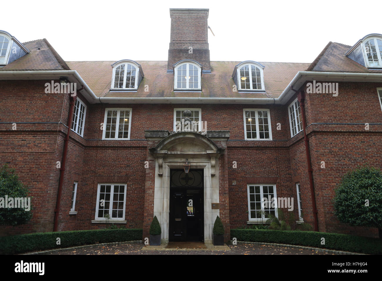 Northern ireland 1972 building hires stock photography and images Alamy