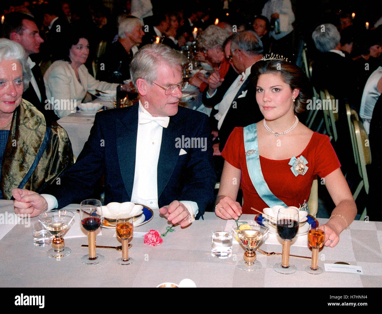 Swedish CROWN PRINCESS VICTORIA at Nobel banquet together with Swedish Prime minister Ingvar Carlsson at the dinner table Stock Photo