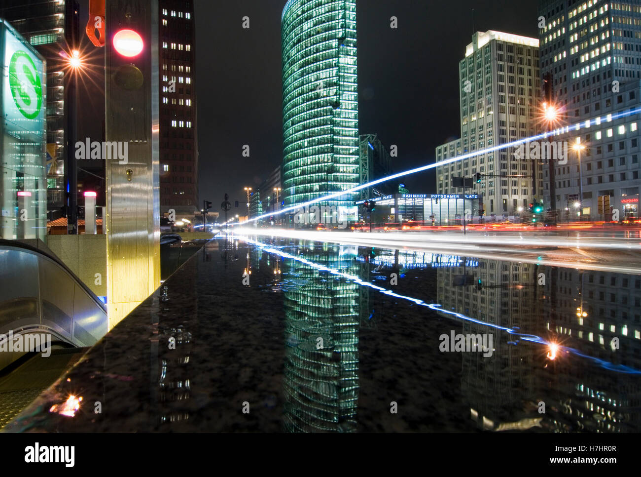 Potsdamer Platz, Potsdam Square at night, Berlin Stock Photo - Alamy