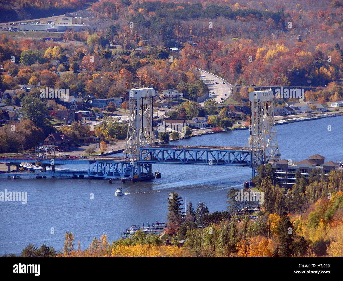 Portage Double Lift Bridge over Portage Lake Stock Photo Alamy