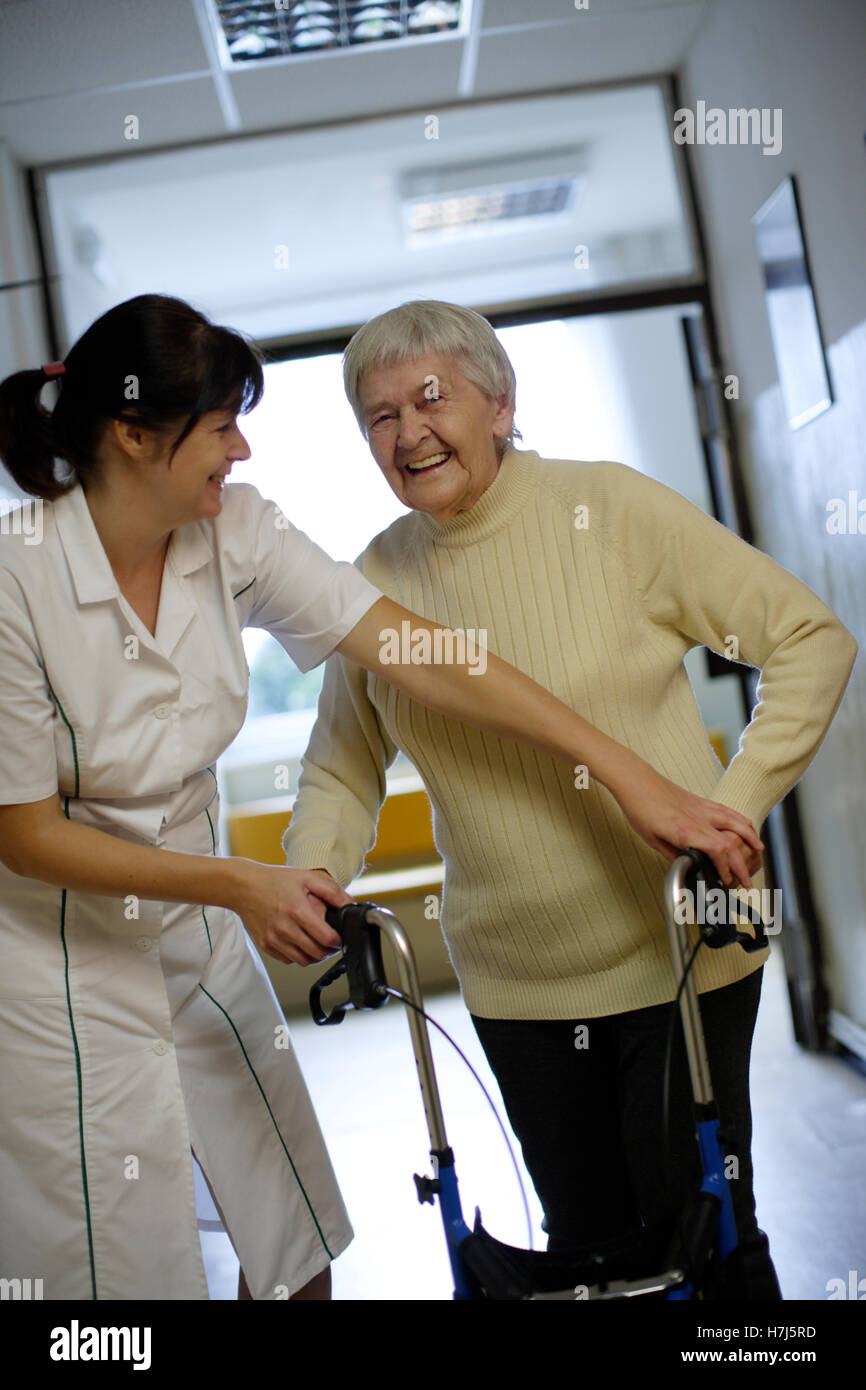 Care assistant old peoples home hi-res stock photography and images - Alamy