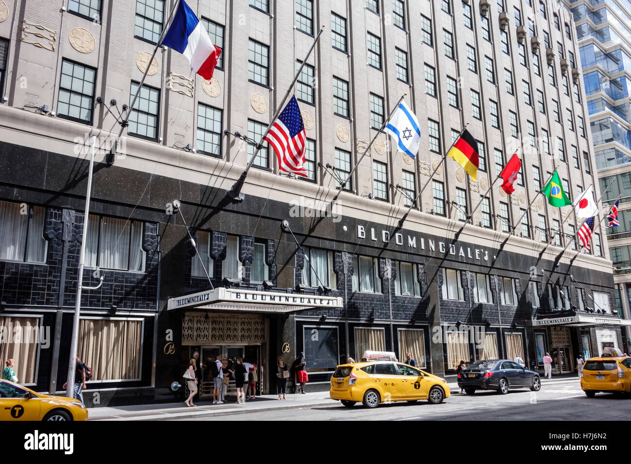 Bloomingdales Department Store in New York City, USA Editorial Image -  Image of design, lexington: 149292325