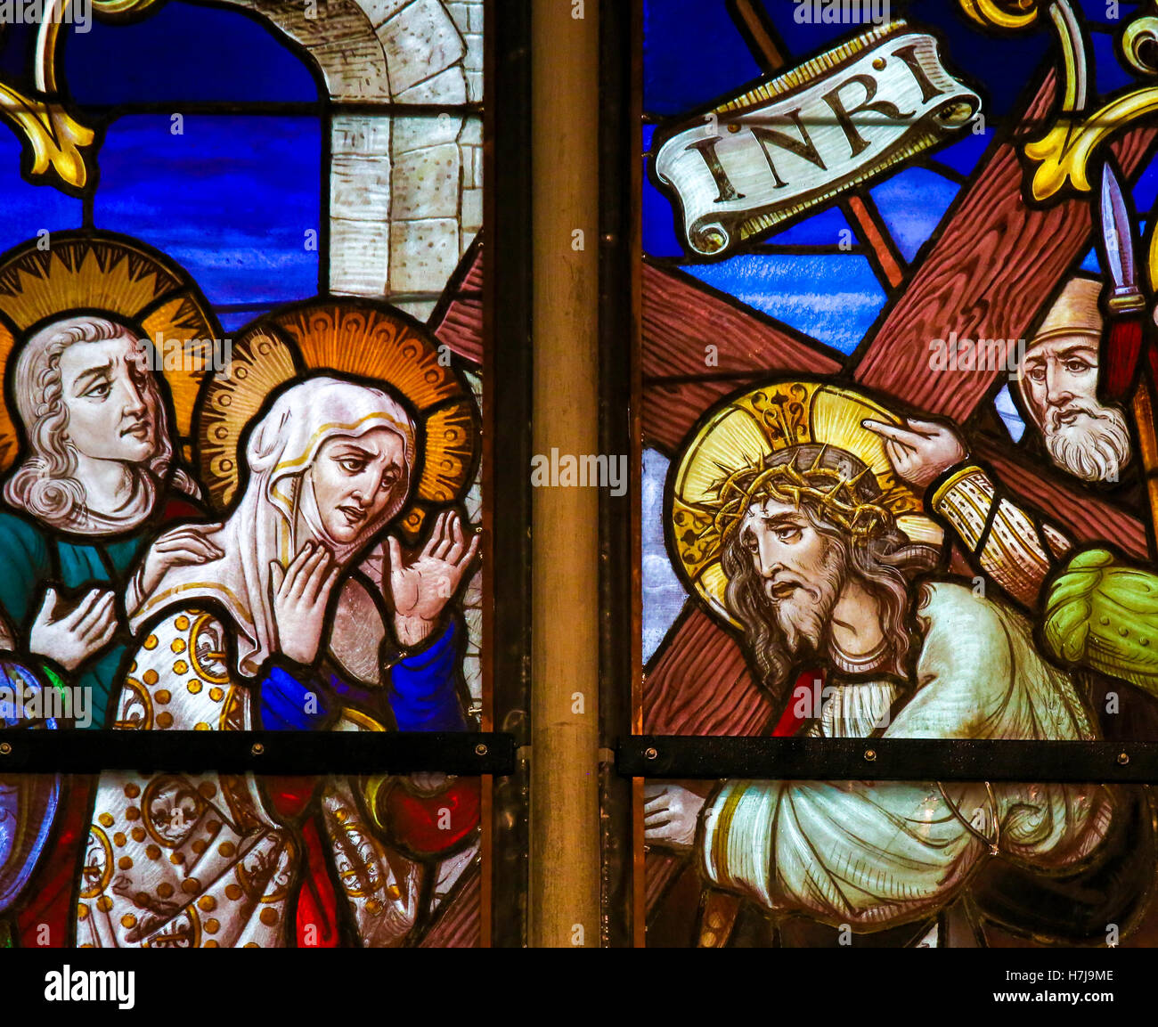 Jesus cross mary hi-res stock photography and images - Alamy
