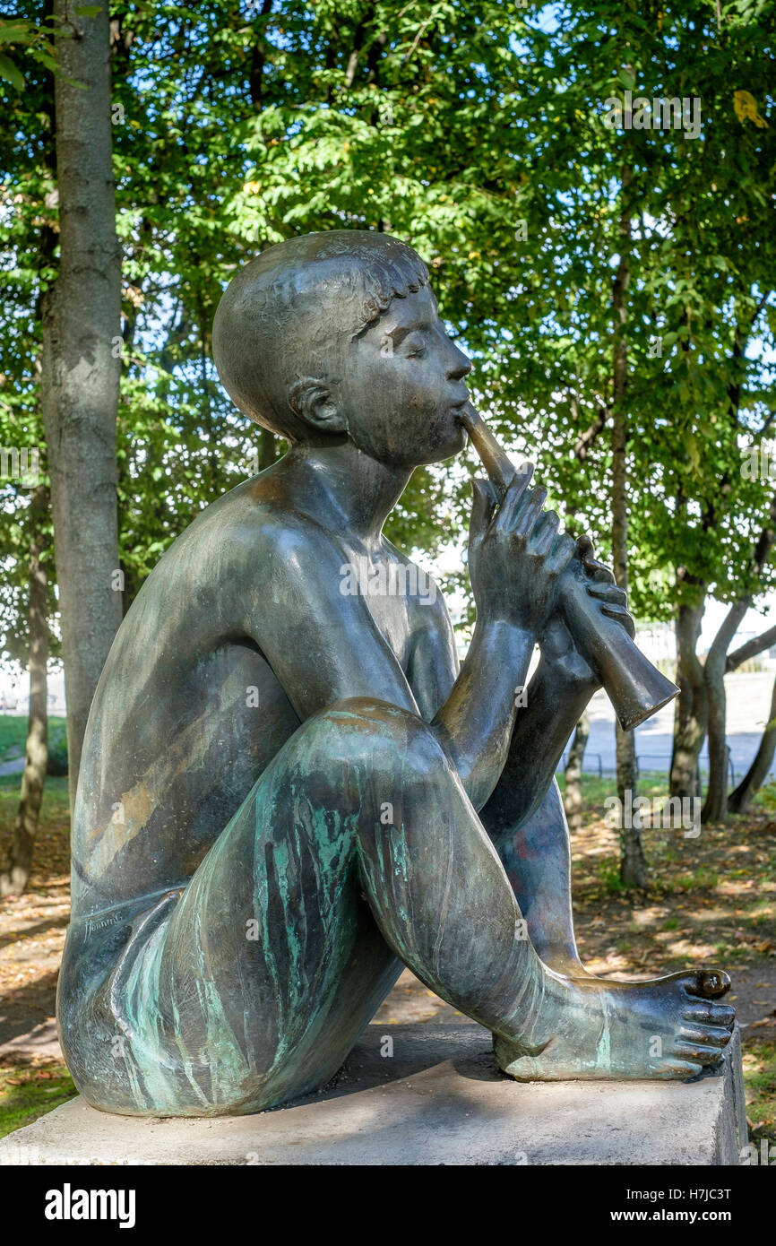 Statue flute player hires stock photography and images Alamy