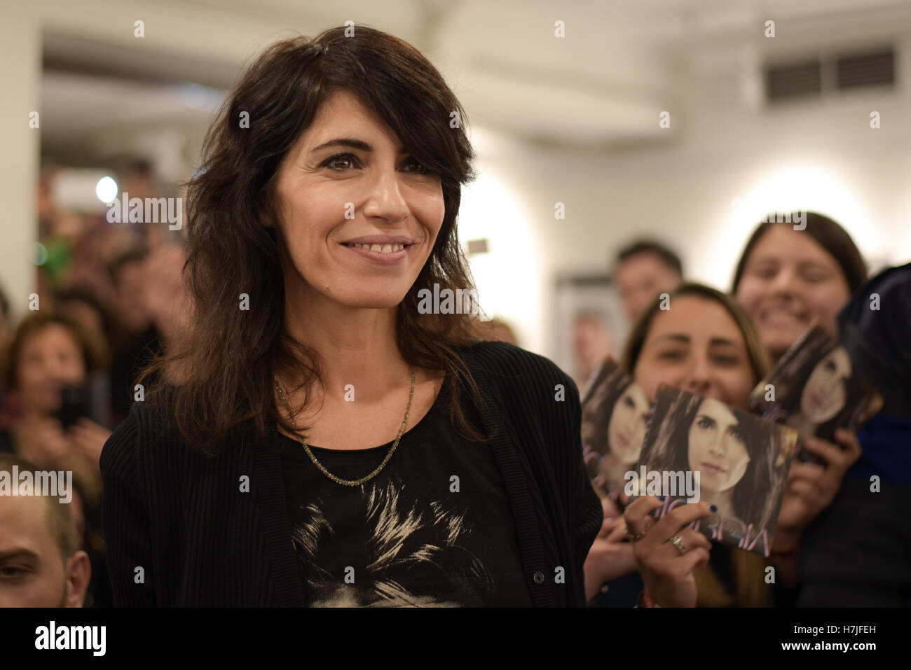 Vocal register hi-res stock photography and images - Alamy