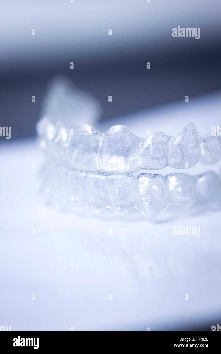 Invisible teeth aligner cosmetic orthodontic brackets used to