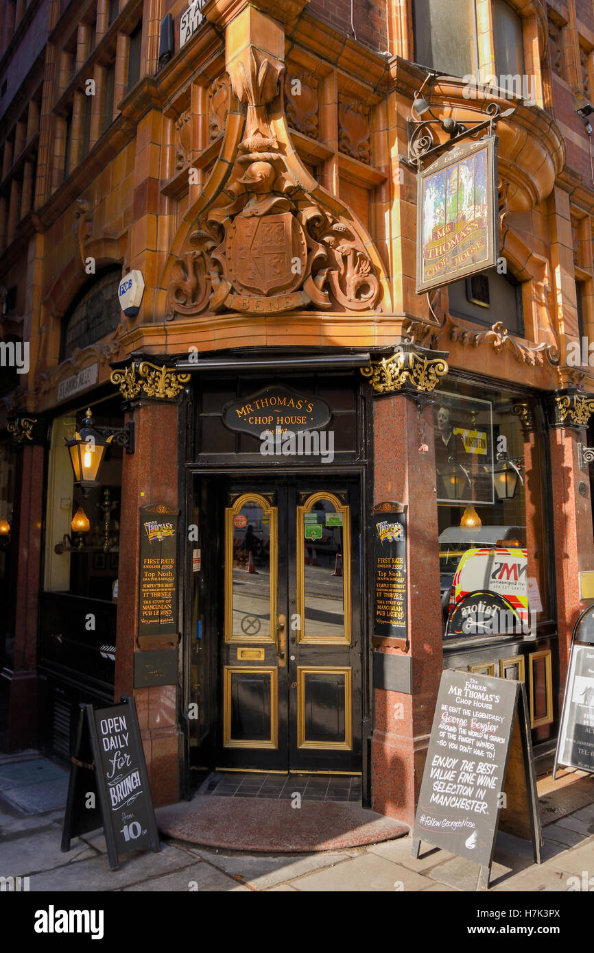 Mr. Thomas's Chop House on Cross Street Manchester. Stock Photo