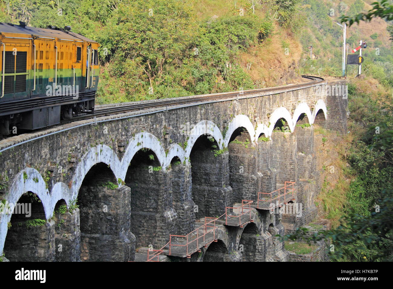 Arch Gallery Bridge 541, near Kanoh, Kalka-Shimla Railway, Himachal Pradesh, India, Indian subcontinent, South Asia Stock Photo