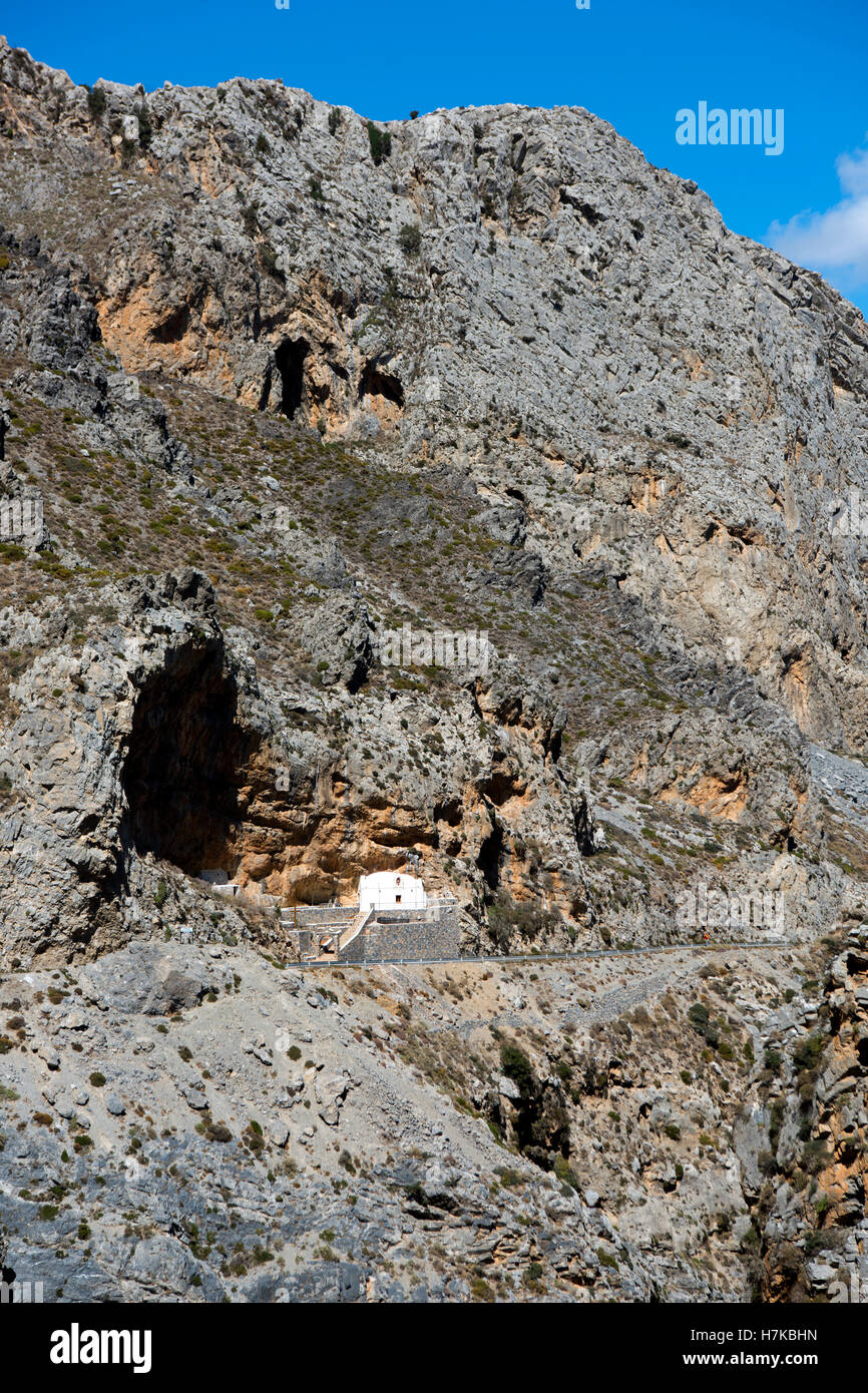 Griechenland, Kreta, Kaplle an der Strasse in der Kourtaliotiko-Schlucht bei Plakias Stock Photo
