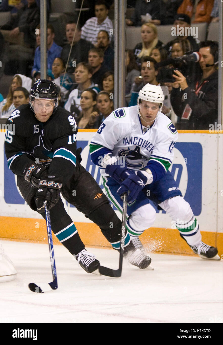 April 8, 2010; San Jose, CA, USA; Vancouver Canucks left wing Matt  Pettinger (13) during the second period against the San Jose Sharks at HP  Pavilion. San Jose defeated Vancouver 4-2 Stock Photo - Alamy