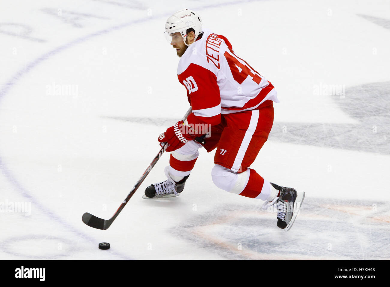 Zetterberg to drop puck for Red Wings home opener