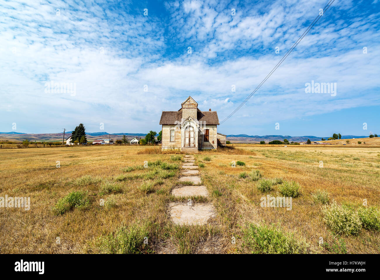 Wide angle view of an old abandoned house in Ovid, Idaho Stock Photo