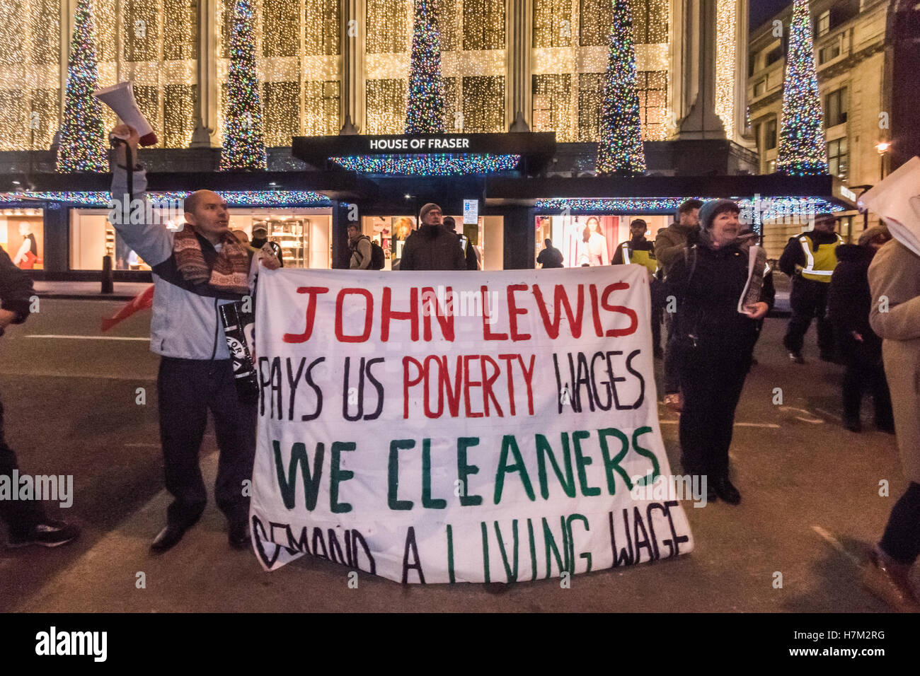 Minimum pays hires stock photography and images Alamy