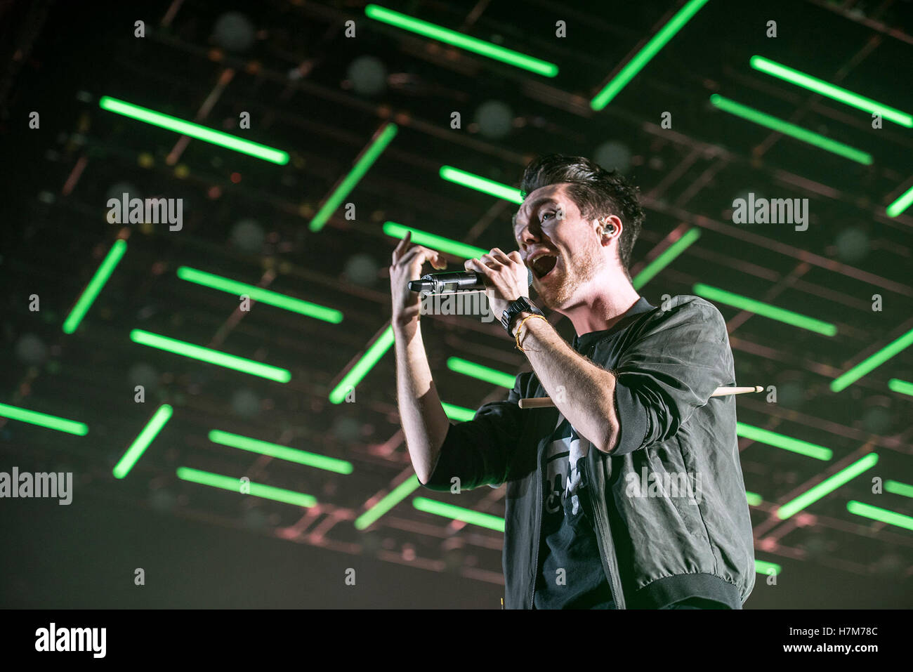 Manchester UK. 6th November 2016. Bastille perform at The Manchester Arena on their headline tour 2016, Manchester 06/11/2016 Credit:  Gary Mather/Alamy Live News Stock Photo