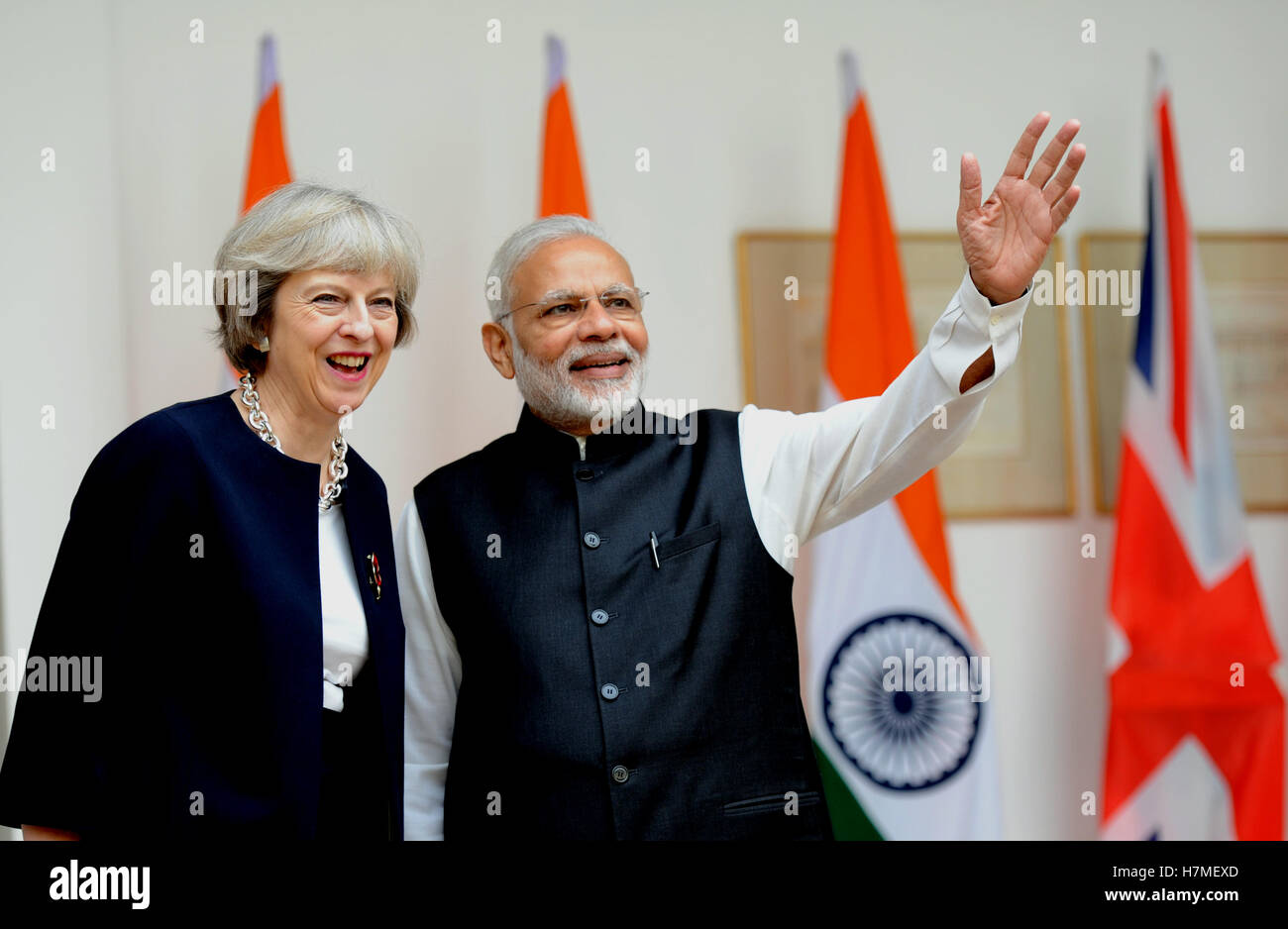 New Delhi, India. 7th Nov, 2016. Indian Prime Minister Narendra Modi (R) and visiting British Prime Minister Theresa May pose for photos before their meeting at Hyderabad House in New Delhi, India, Nov. 7, 2016. British Prime Minister Theresa May arrived in New Delhi late Sunday night on a three-day trade-focused visit aiming at bolstering bilateral ties in the key areas of trade, investment, defence and security. Credit:  Partha Sarkar/Xinhua/Alamy Live News Stock Photo
