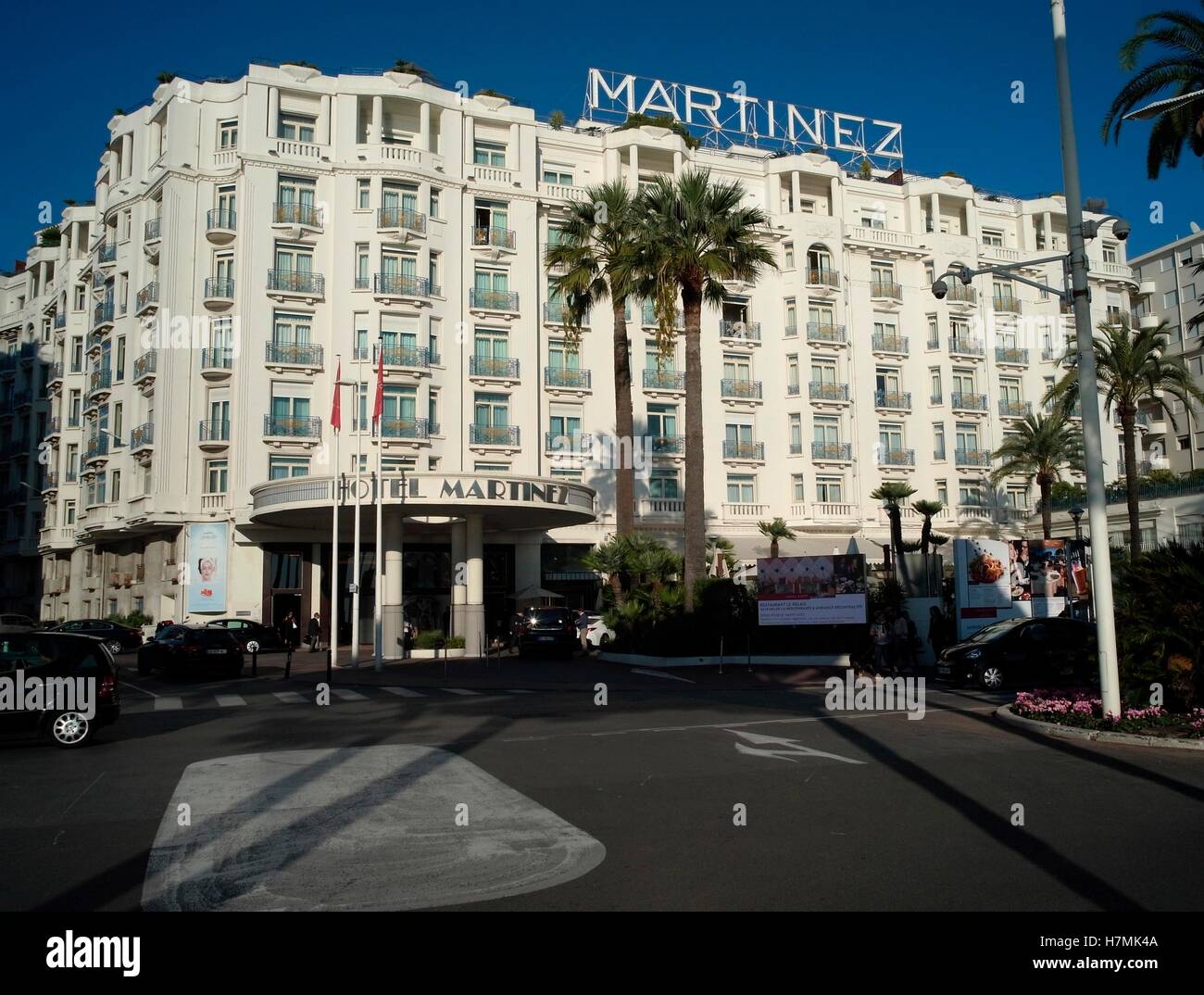 2016. CANNES, FRANCE. COTE D'AZUR RESORT HOTEL FACADE OF THE FAMOUS HOTEL