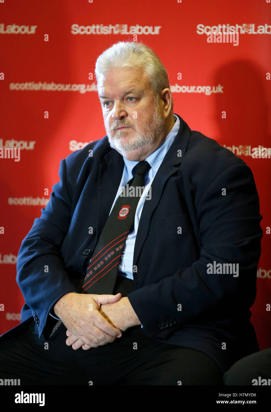 Shadow Scottish Secretary Dave Anderson at a meeting held at the National Mining Museum Scotland, Newtongrange, Midlothian, where an appeal was made for an inquiry into Scottish policing during the Miners' Strike. Stock Photo