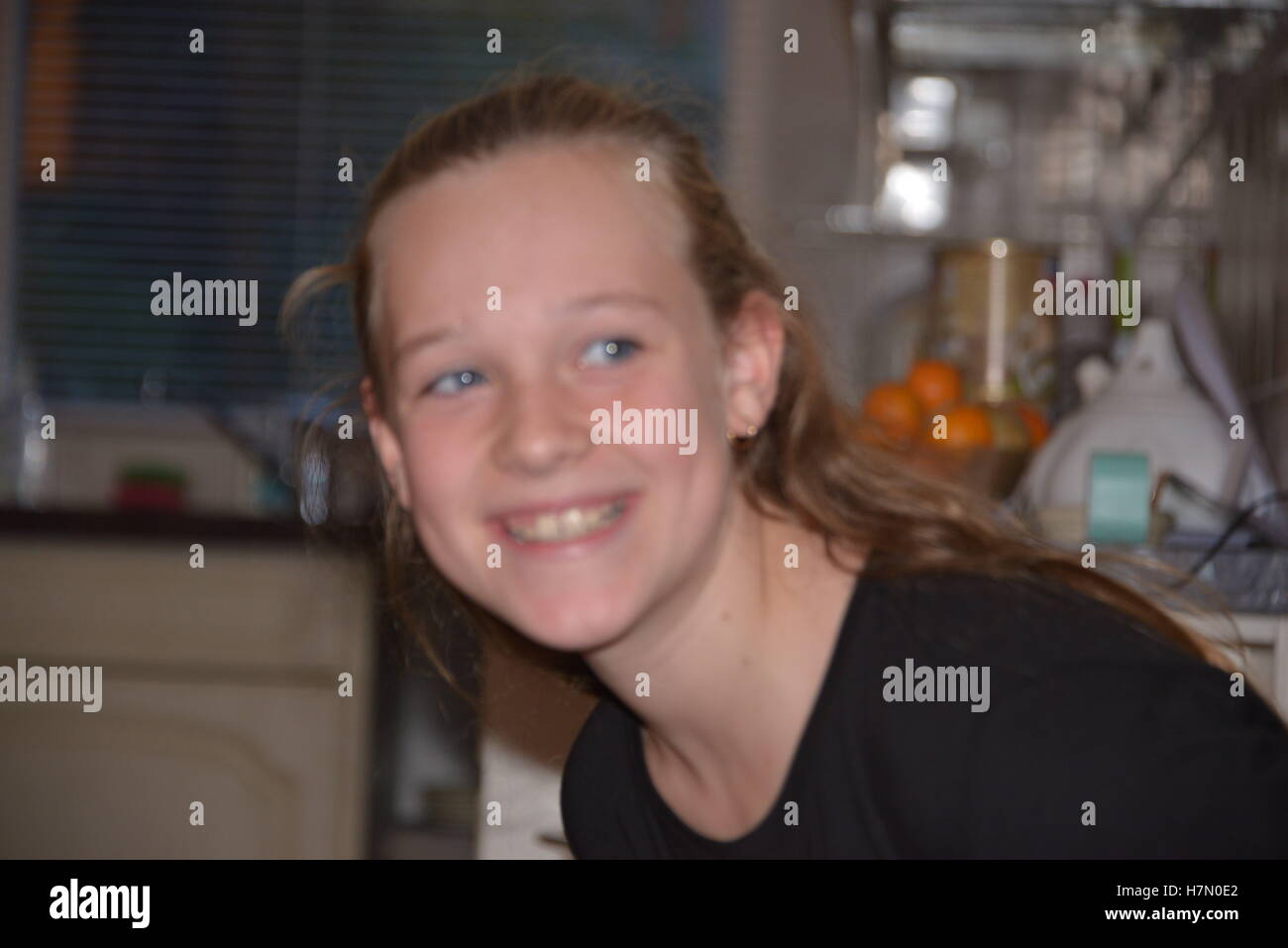 Young early teen girl fresh hi-res stock photography and images - Alamy