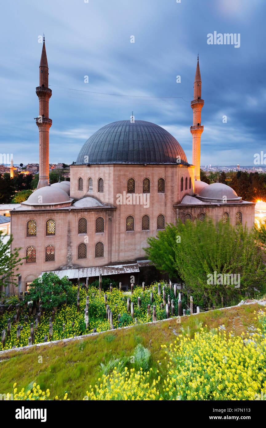 Turkey, Eastern Anatolia, Sanliurfa - Urfa, Dergah, Mevlid-i Halil Mosque Stock Photo