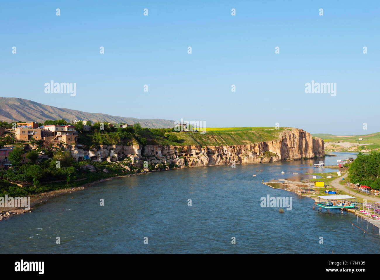 Turkey, Eastern Anatolia, Hasankeyf, slated for flooding under the