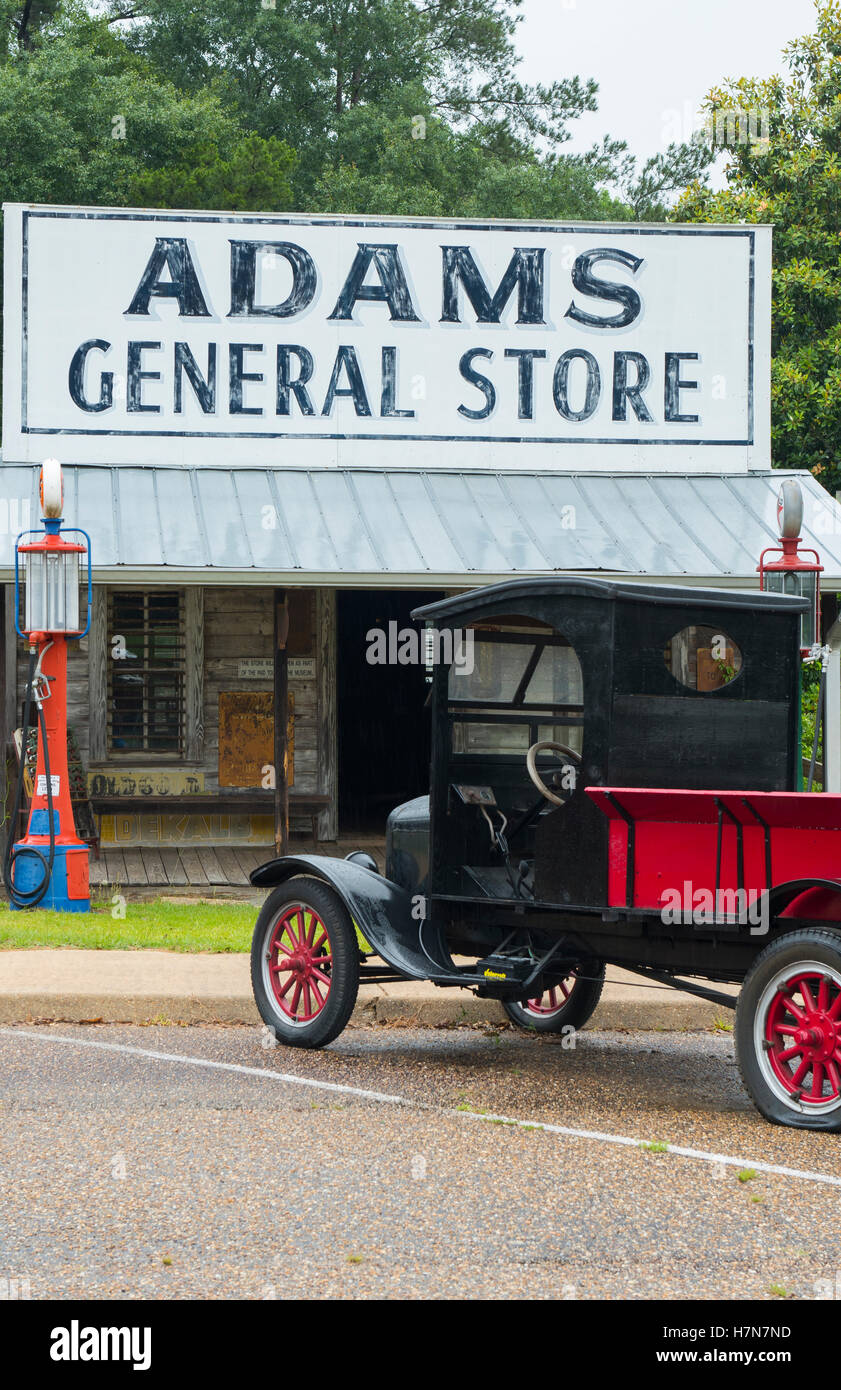 Troy Alabama old historical gas station with old truck in Pioneer Museum of Alabama Stock Photo