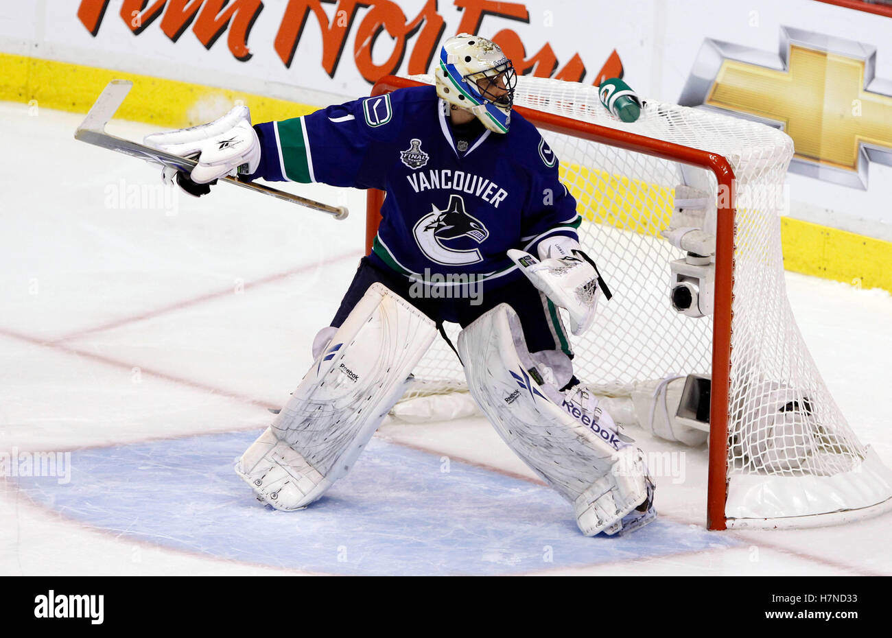 June 4, 2011; Vancouver, BC, CANADA; Vancouver Canucks goalie Roberto Luongo  (1) during game two of