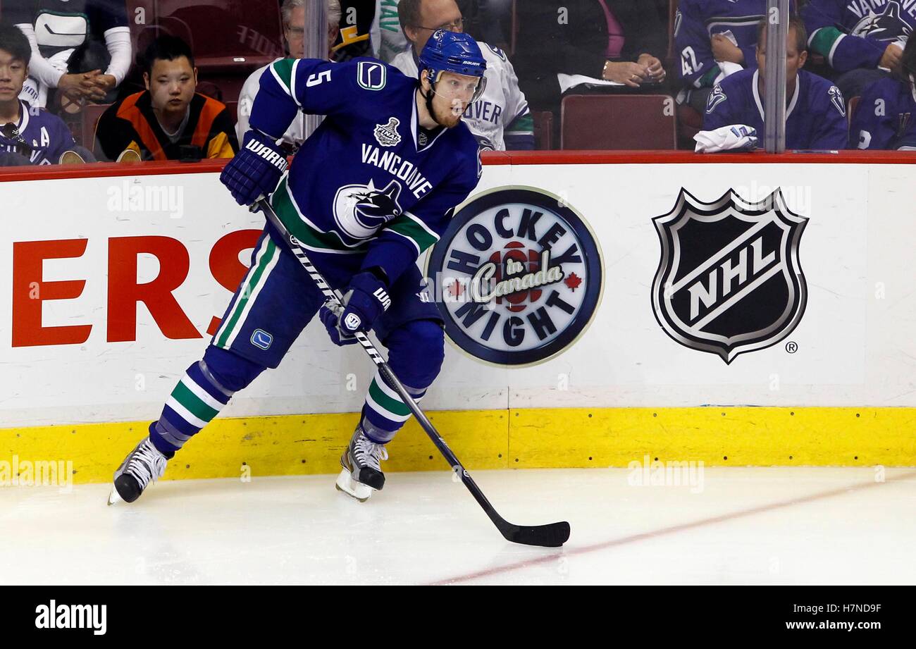 June 10, 2011; Vancouver, BC, CANADA; Vancouver Canucks center