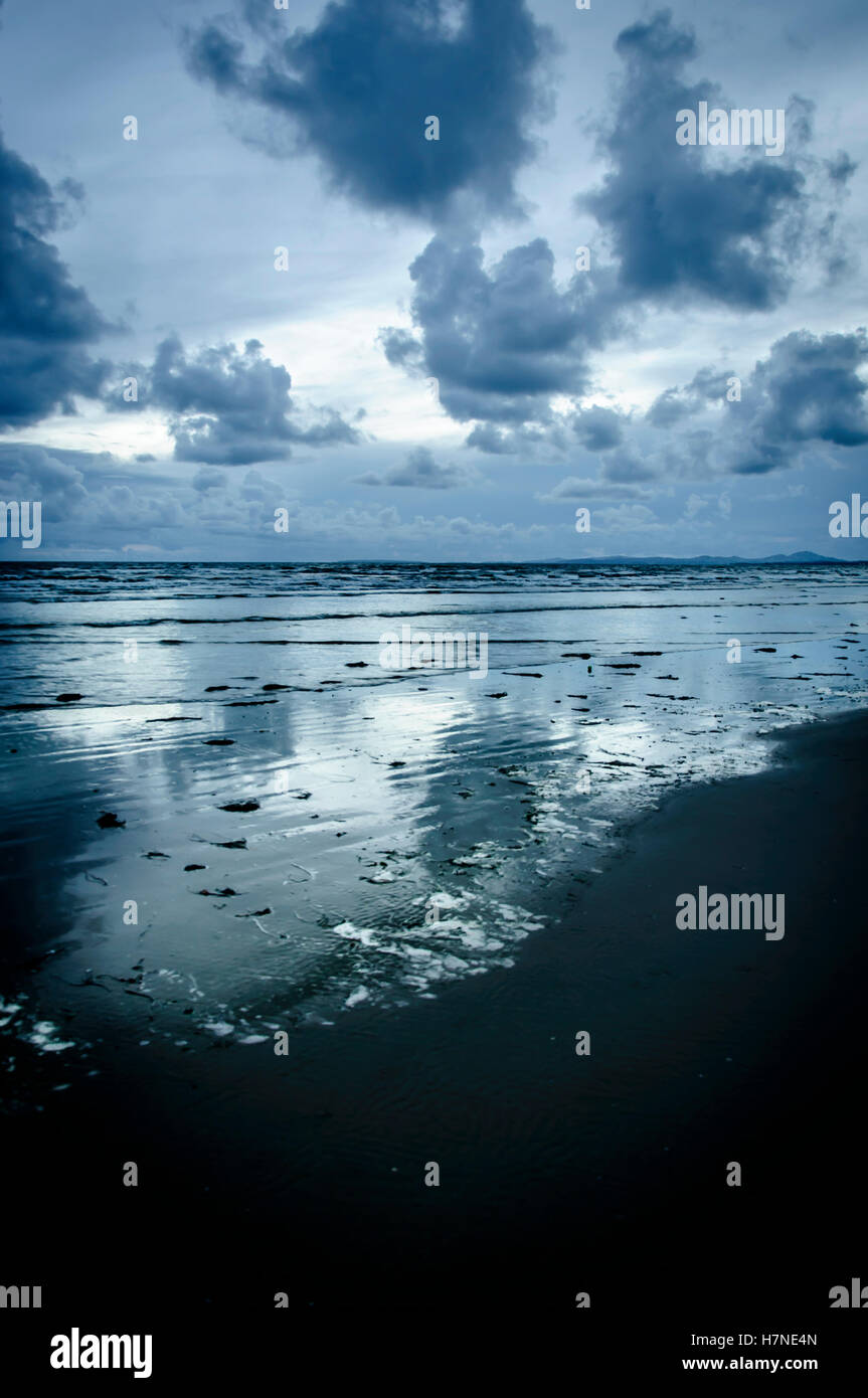 Black rock sands wales hi-res stock photography and images - Alamy