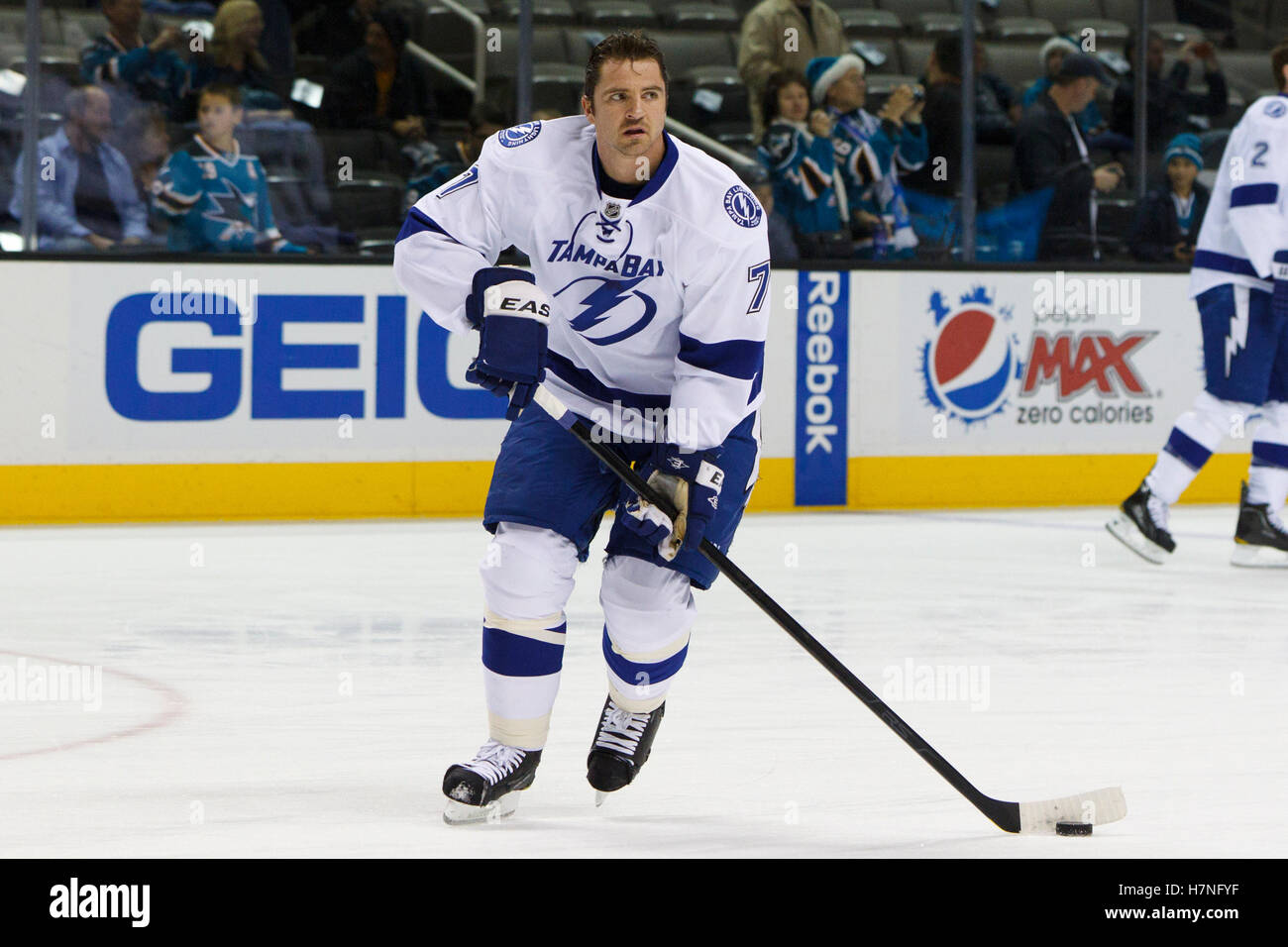 Tampa bay lightning defenseman victor hedman 77 hires stock