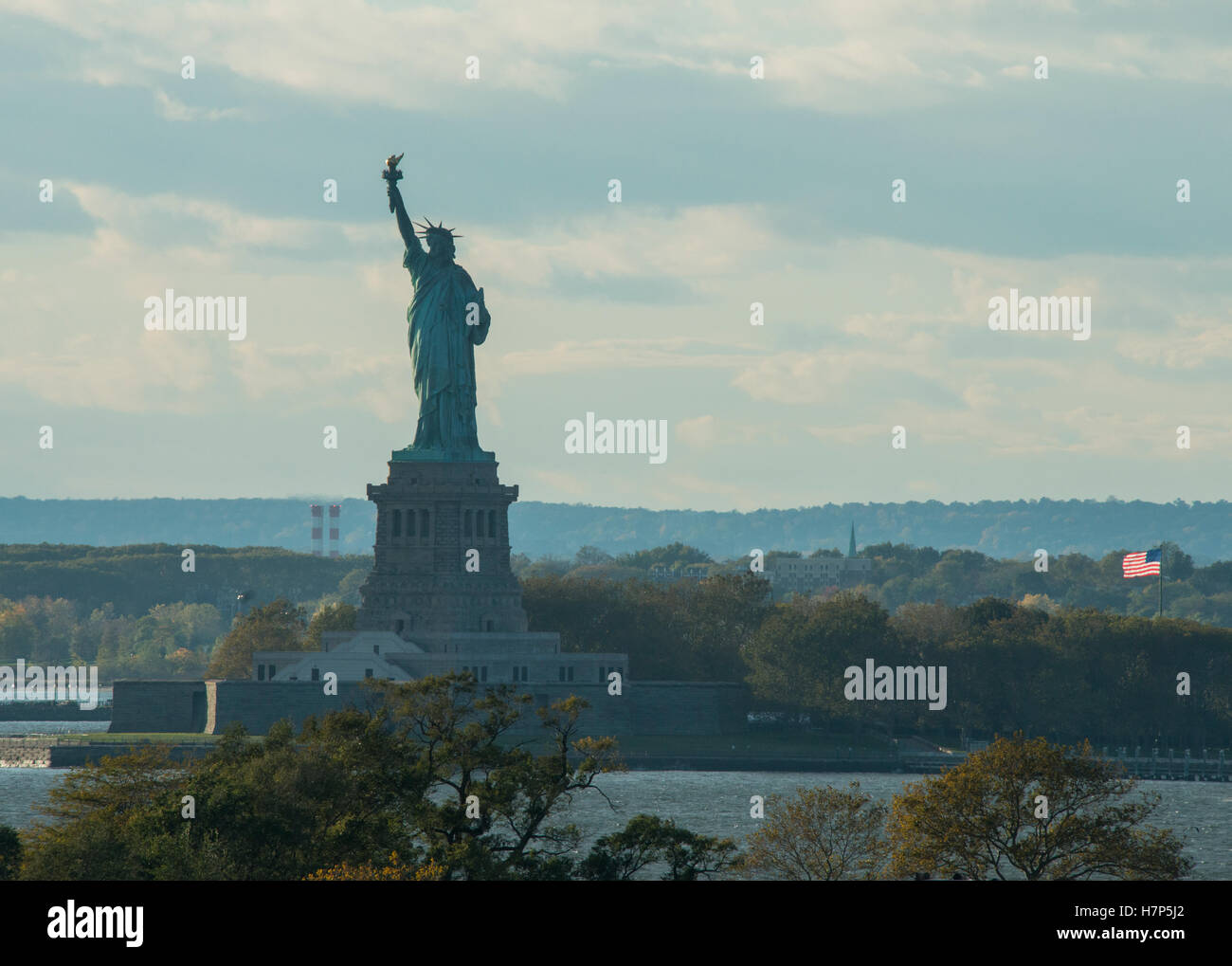 Statue of Liberty seen from Brooklyn Stock Photo Alamy