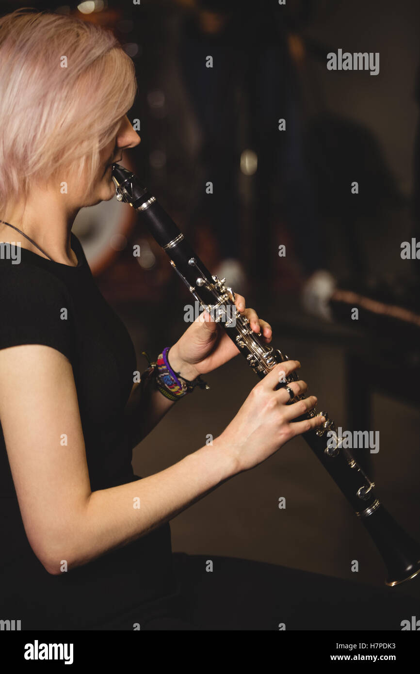 instrument female hires stock photography and images Alamy