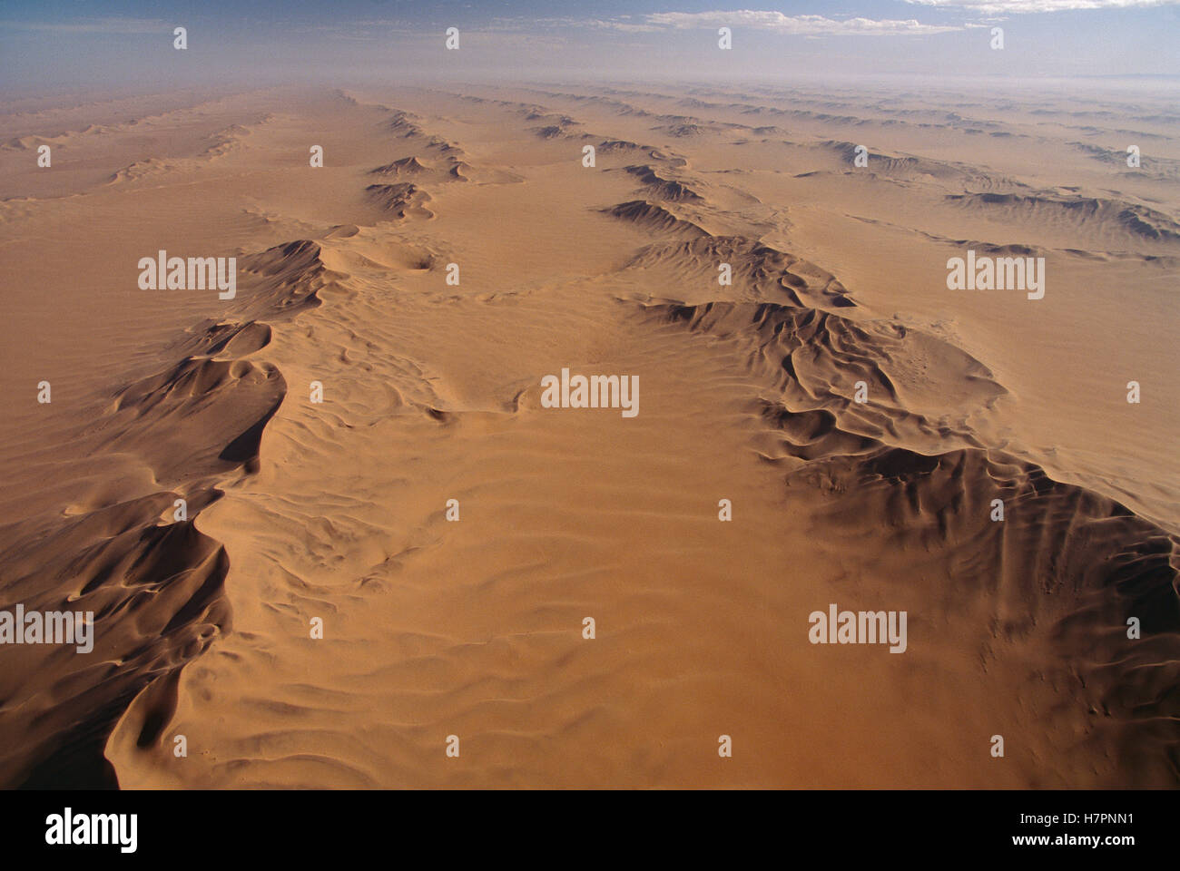 Aerial view of transverse sand dunes, Namib-Naukluft National Park ...