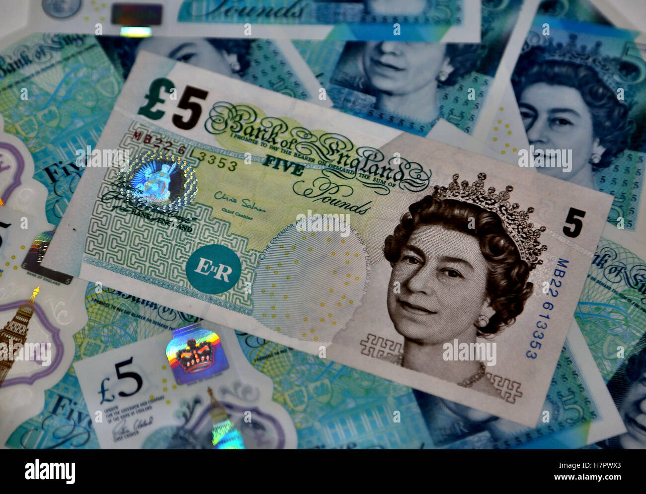 New and old five pound banknotes, London Stock Photo