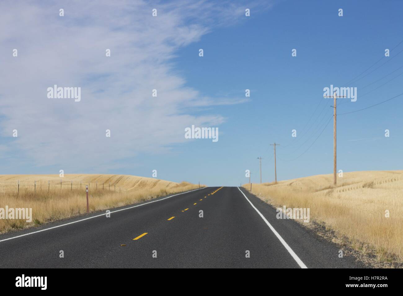 Roadway adventure hi-res stock photography and images - Alamy