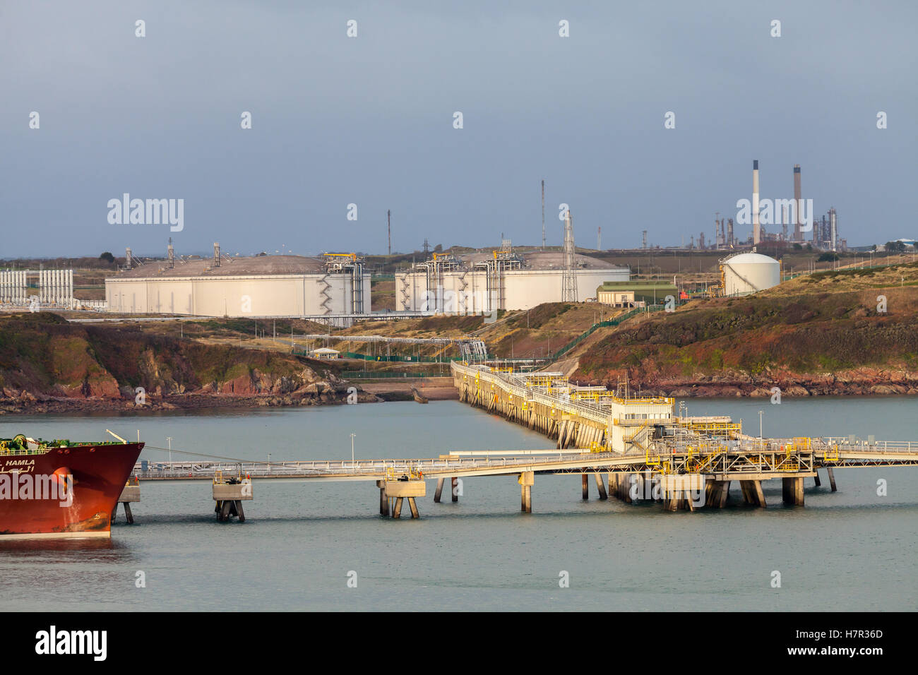 Milford Haven, Pembrokeshire, Oil and LNG terminals Stock Photo
