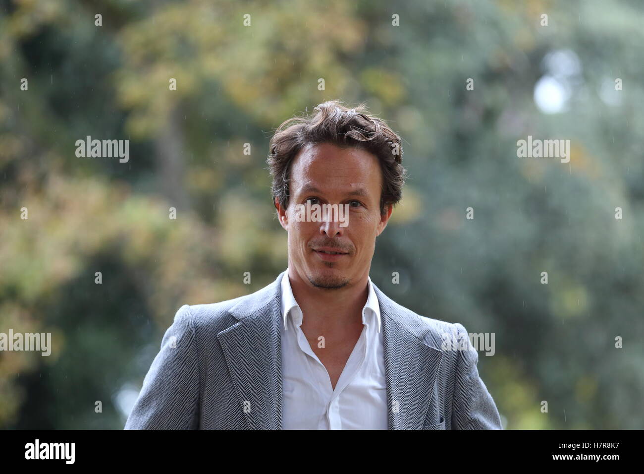 Roma, Italy. 07th Nov, 2016. Italian actor Roberto Zibetti during Photocall of new fiction 'Rocco Schiavone' produced by Rai Fiction and Cross Productions, directed by Michele Soavi. © Matteo Nardone/Pacific Press/Alamy Live News Stock Photo