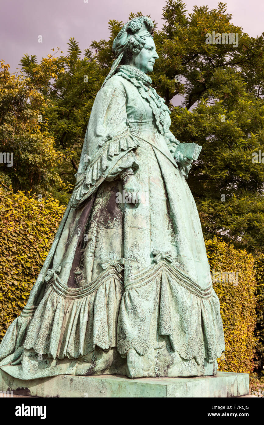 Queen Caroline Amalie statue, Kongens Have garden, Rosenborg Castle, Copenhagen, Denmark Stock Photo