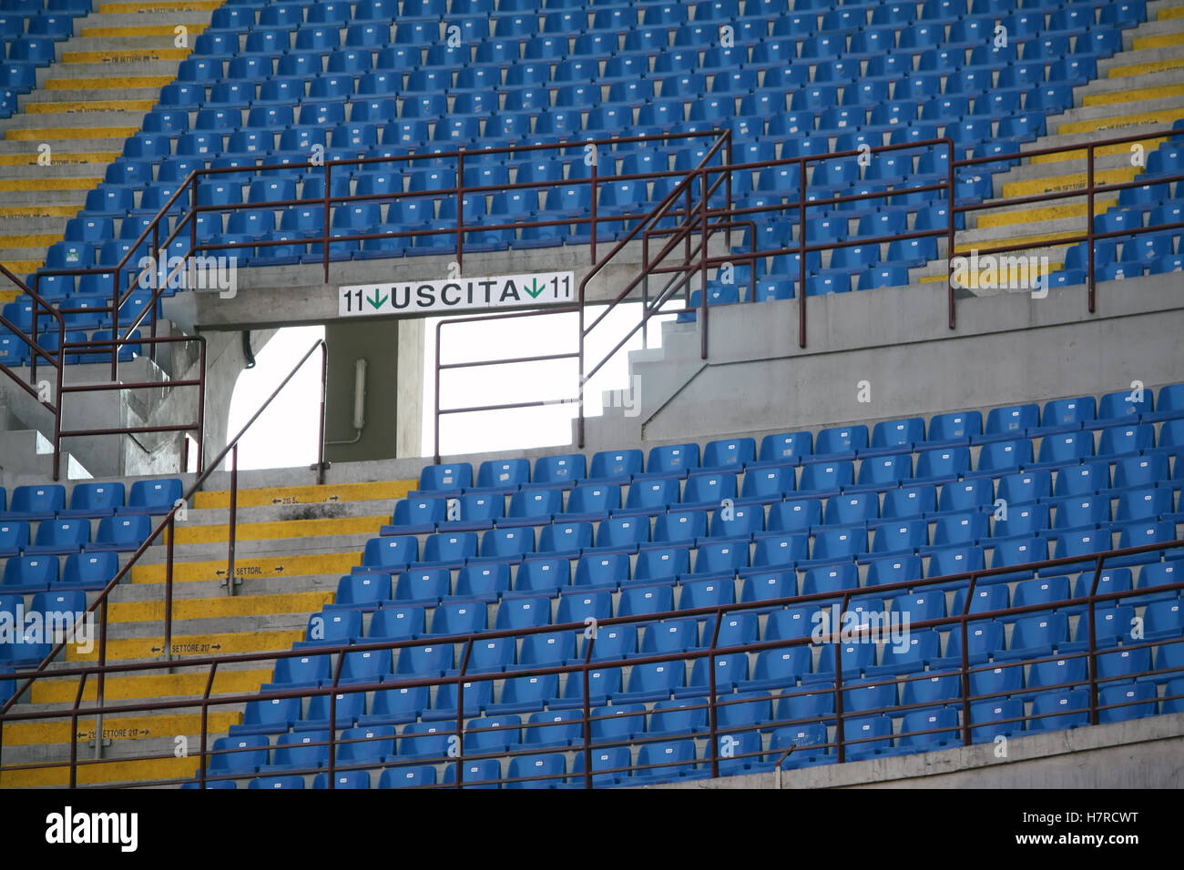 Soccer stadium seats, Football stadium seats Stock Photo Alamy