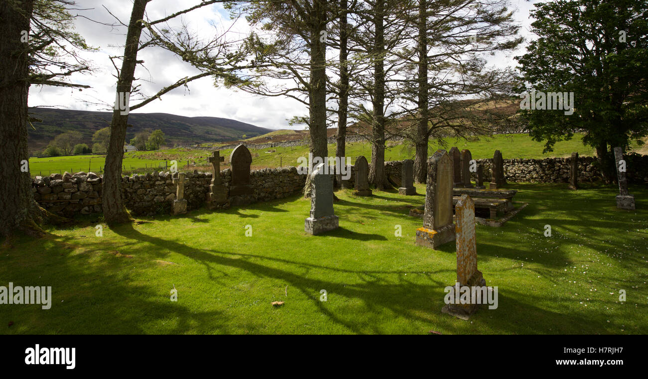 Rural graveyard with Scottish Highland backdrop Stock Photo