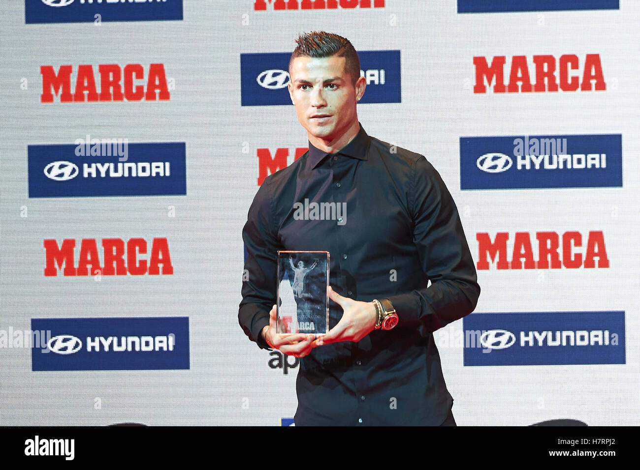 Cristiano ronaldo and alfredo di stefano hires stock photography and