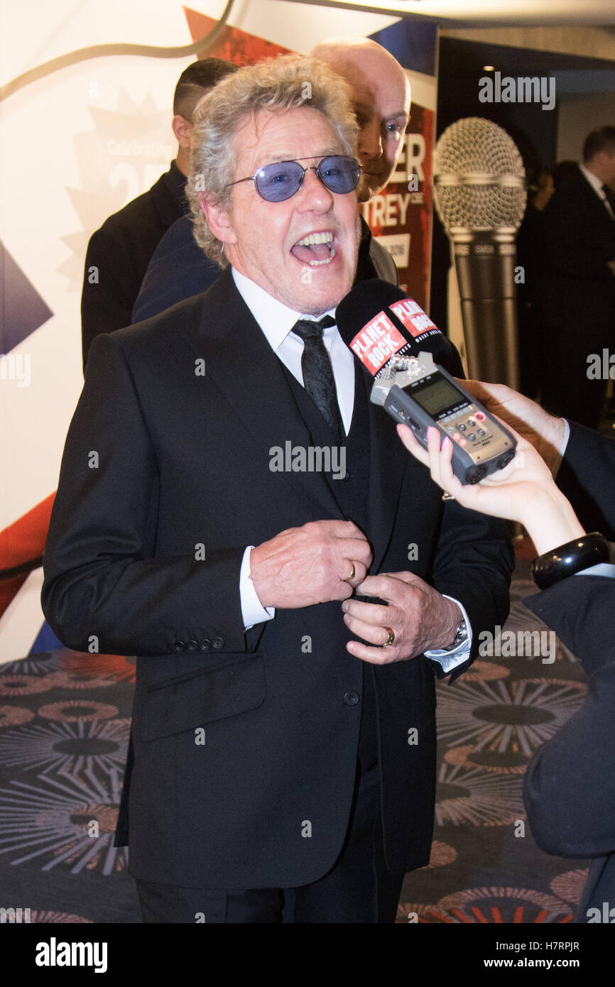 Grosvenor House Hotel, London, November 7th 2016. Luminaries from the music industry gather at the Grosvenor House Hotel for the Music Industry Awards, where this year The Who's Roger Daltrey CBE is honored with the 25th annual MITS award in support of Nordoff Robbins and The BRIT Trust. PICTURED: Roger Daltrey Credit:  Paul Davey/Alamy Live News Stock Photo